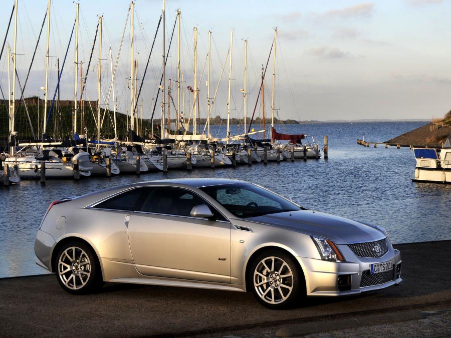 Cadillac CTS-V Coupe 2010 года  (EU) (фото 20 из 20)